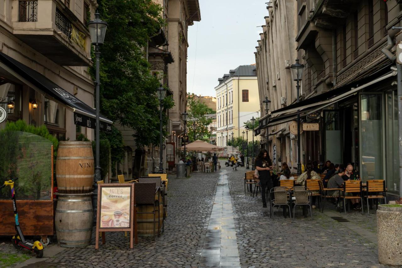 Live Bucharest Lägenhet Exteriör bild